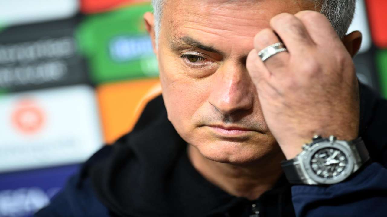 Javier Marias, quando lo scrittore attaccava Mourinho | “Uno sciamano…”