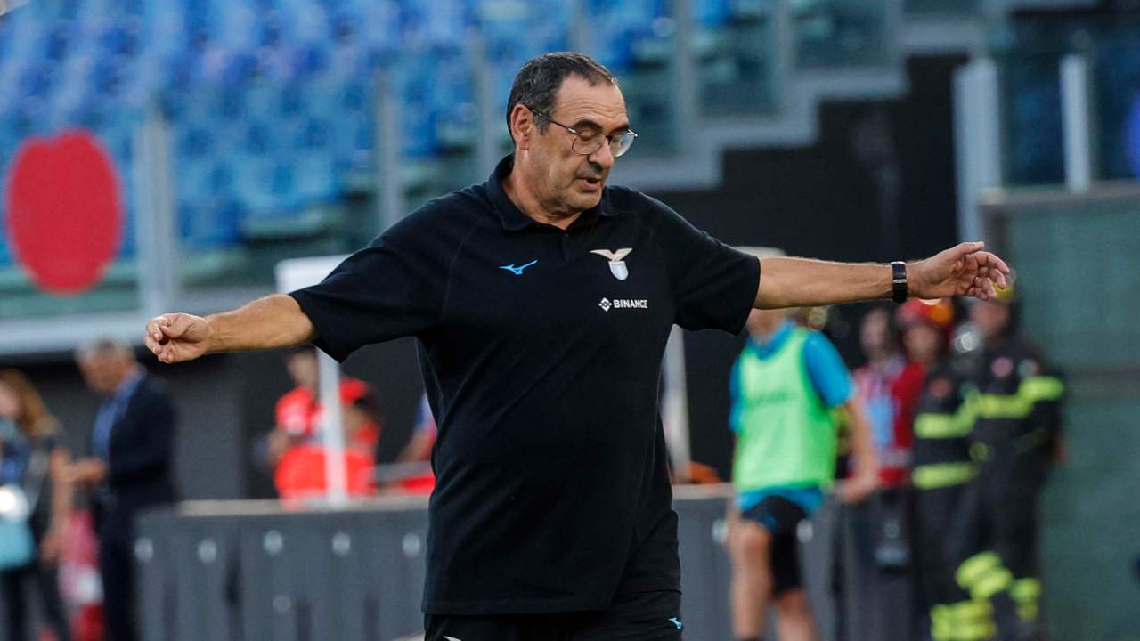 Termina con delle 'punizioni' lievi la doppia querelle legata a Maurizio Sarri. Il comandante se la cava con poco e la Gazzetta dello sport, ancora una volta, non ci sta.