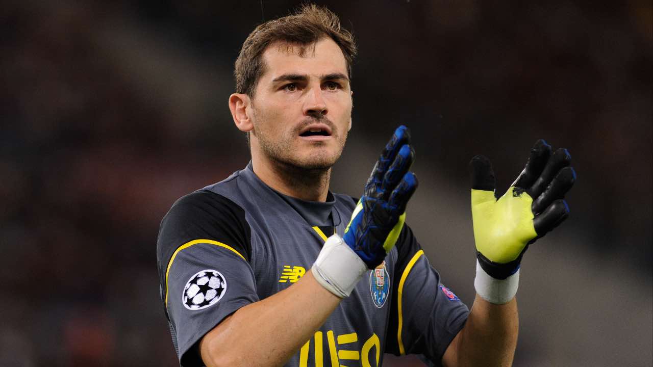 Casillas coming out