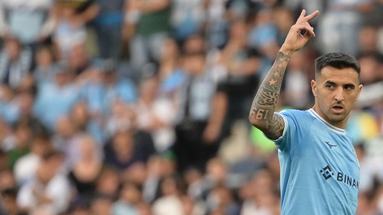 Lazio-Udinese, Vecino su DAZN: "Il campo dell'Olimpico è un problema per noi". Poi quel retroscena con Borja Valero