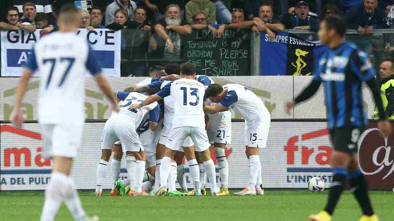 La Lazio festeggia un goal contro l'Atalanta