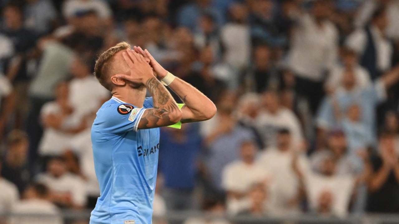 Lazio, Immobile: che figuraccia... La gaffe scatena l'ironia social