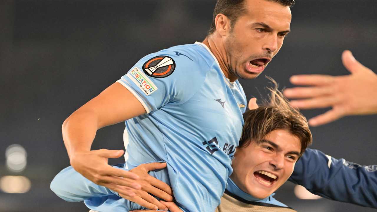 Pedro decisivo anche contro il Midtjylland