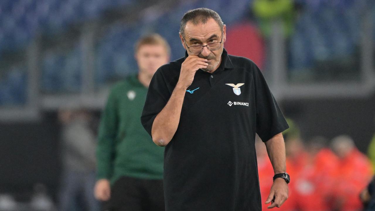 Maurizio Sarri pensieroso