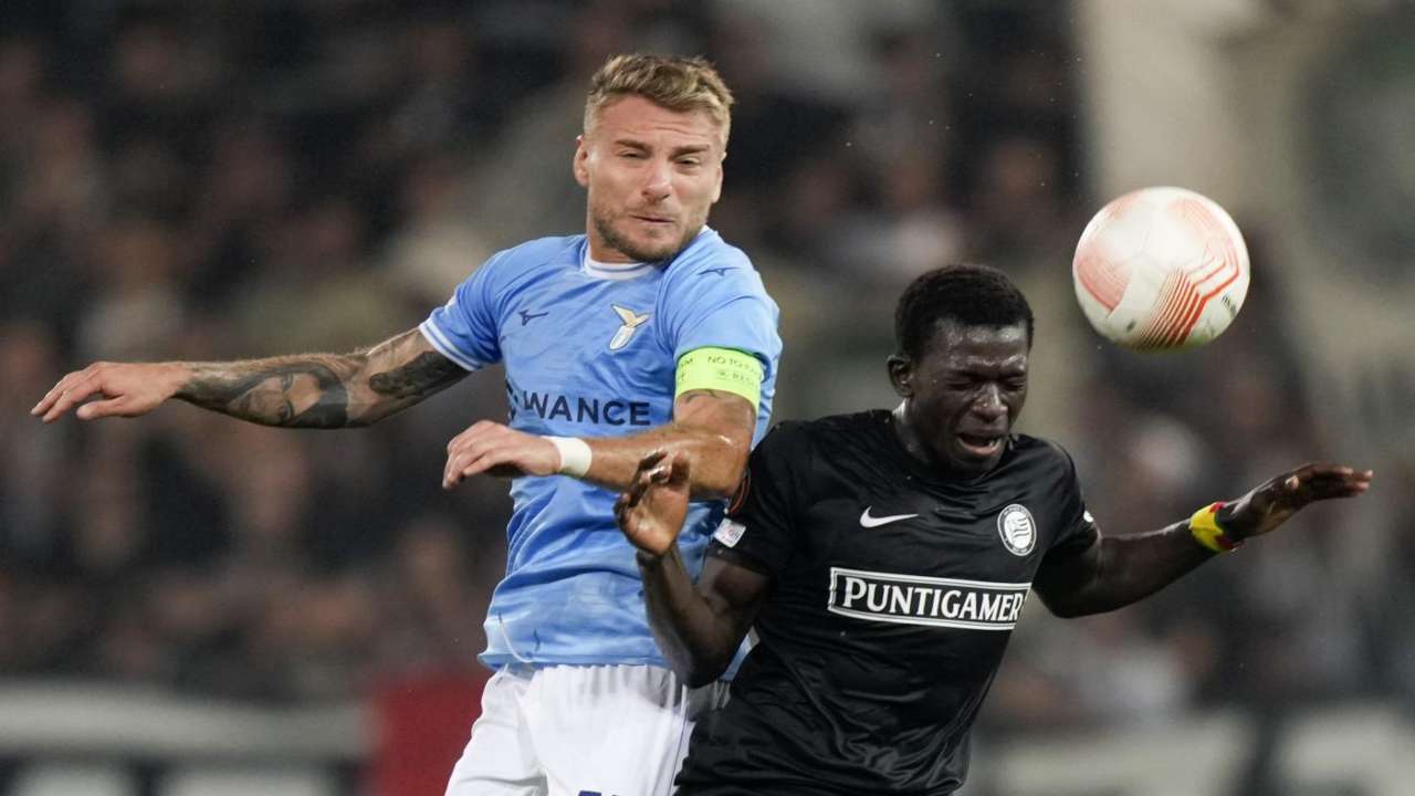 Lazio-Sturm Graz, botta e risposta a colpi di Tweet | La partita è già iniziata sui social