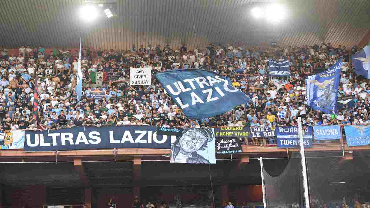 “Aprite le porte, che passano...”: entusiasmo Lazio, trasferte sold-out per i tifosi