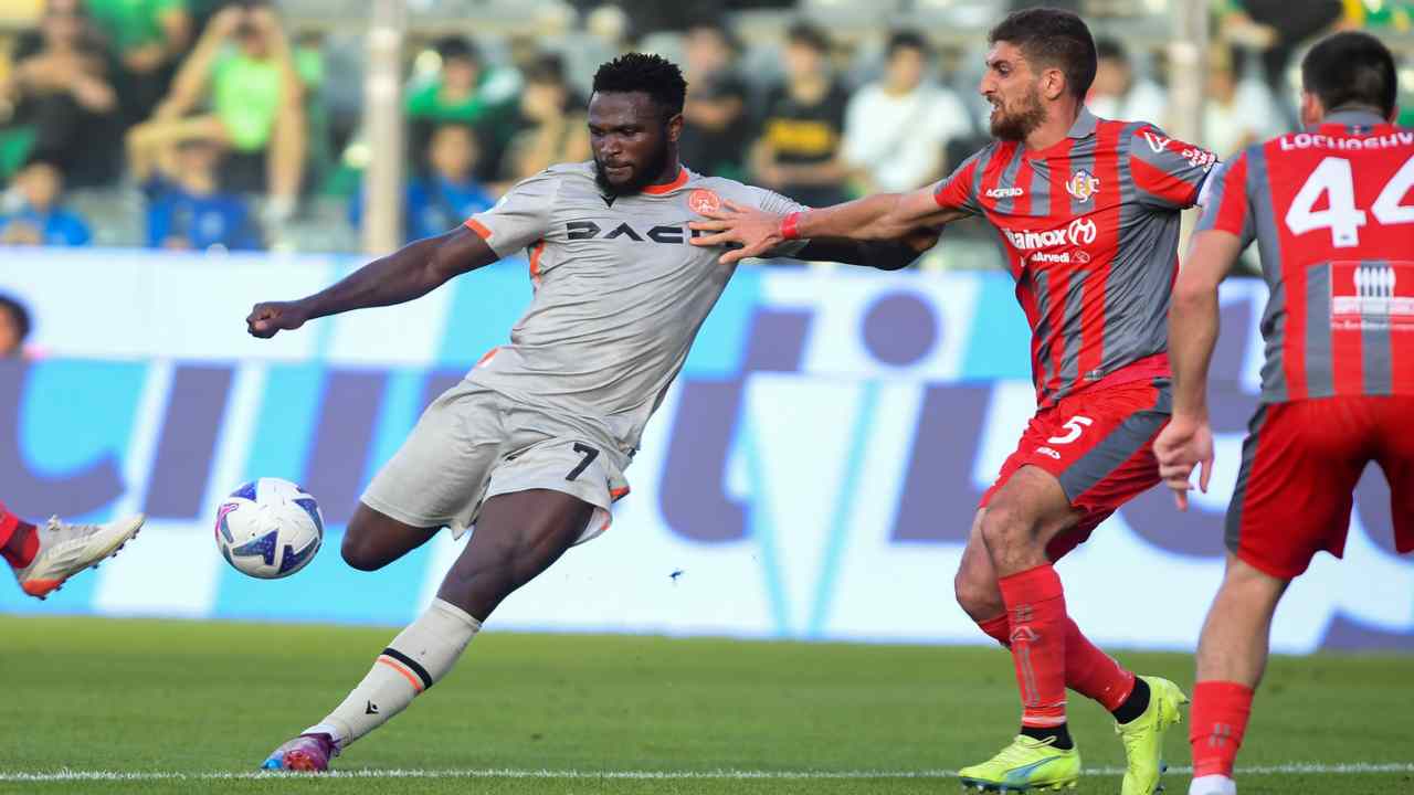 Isaac Success nella partita contro la Cremonese