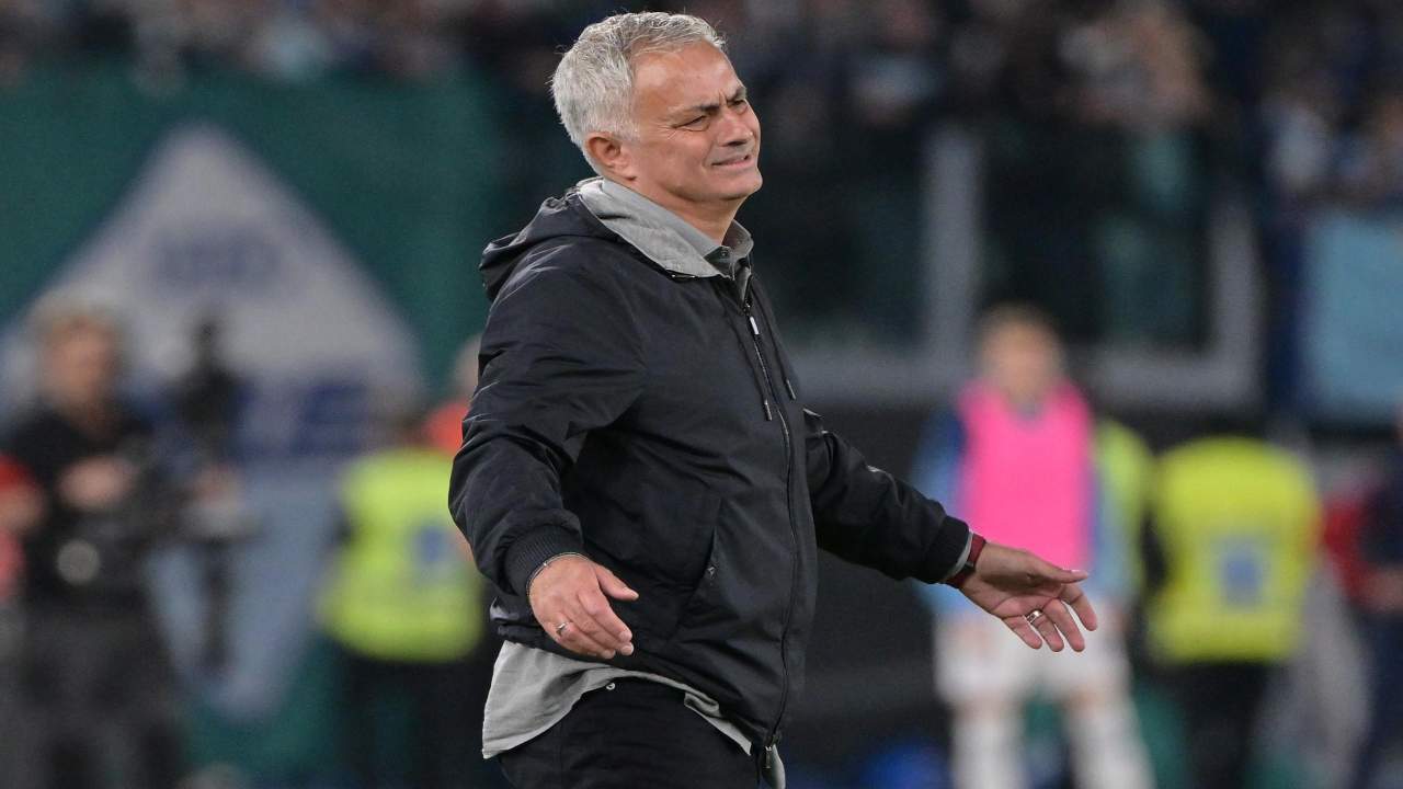 Il post Roma-Lazio di José Mourinho