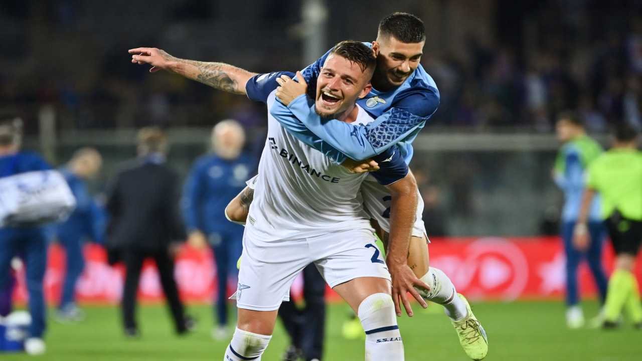 Milinkovic esulta per la Lazio vincitrice al derby