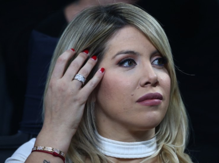 Wanda Nara, scatti hot in hotel.