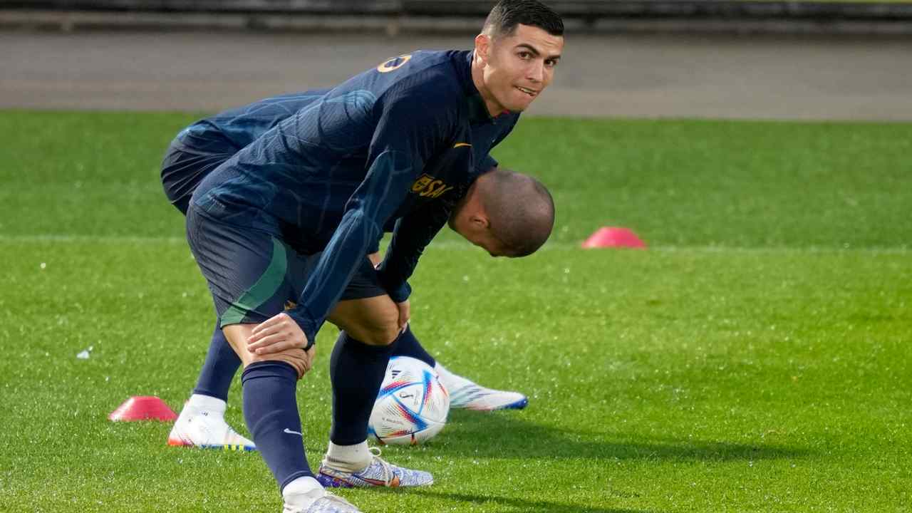 Cristiano Ronaldo in allenamento con il Portogallo