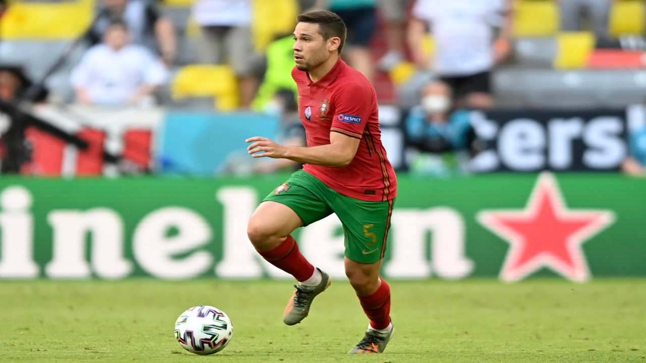 Guerreiro con la maglia della sua nazionale.