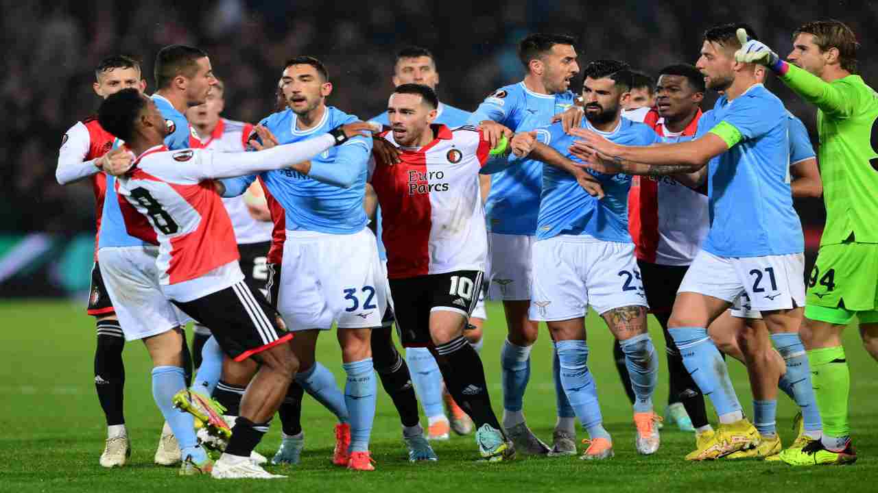 La quasi rissa tra Feyenoord e Lazio