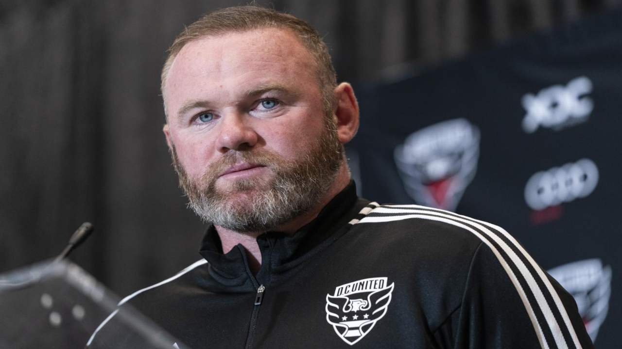 Wayne Rooney ex calciatore, oggi allenatore