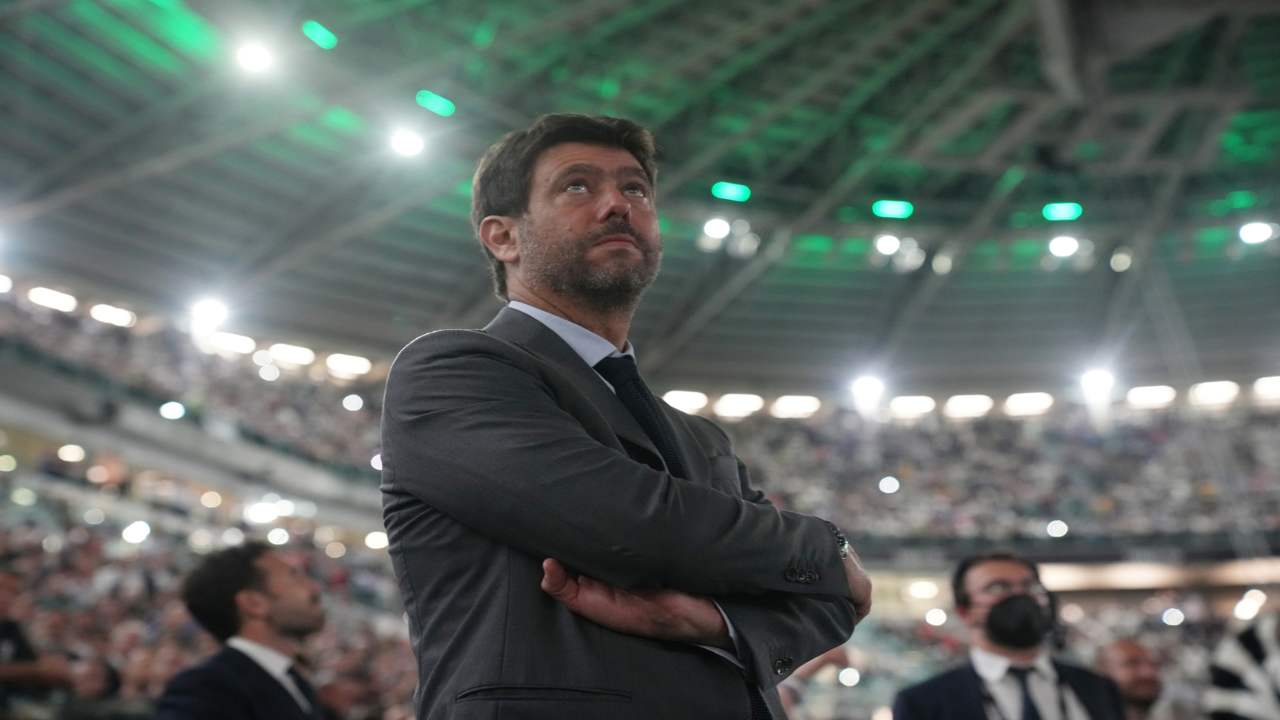 Andrea Agnelli: anche la Uefa indaga sui conti Juventus.