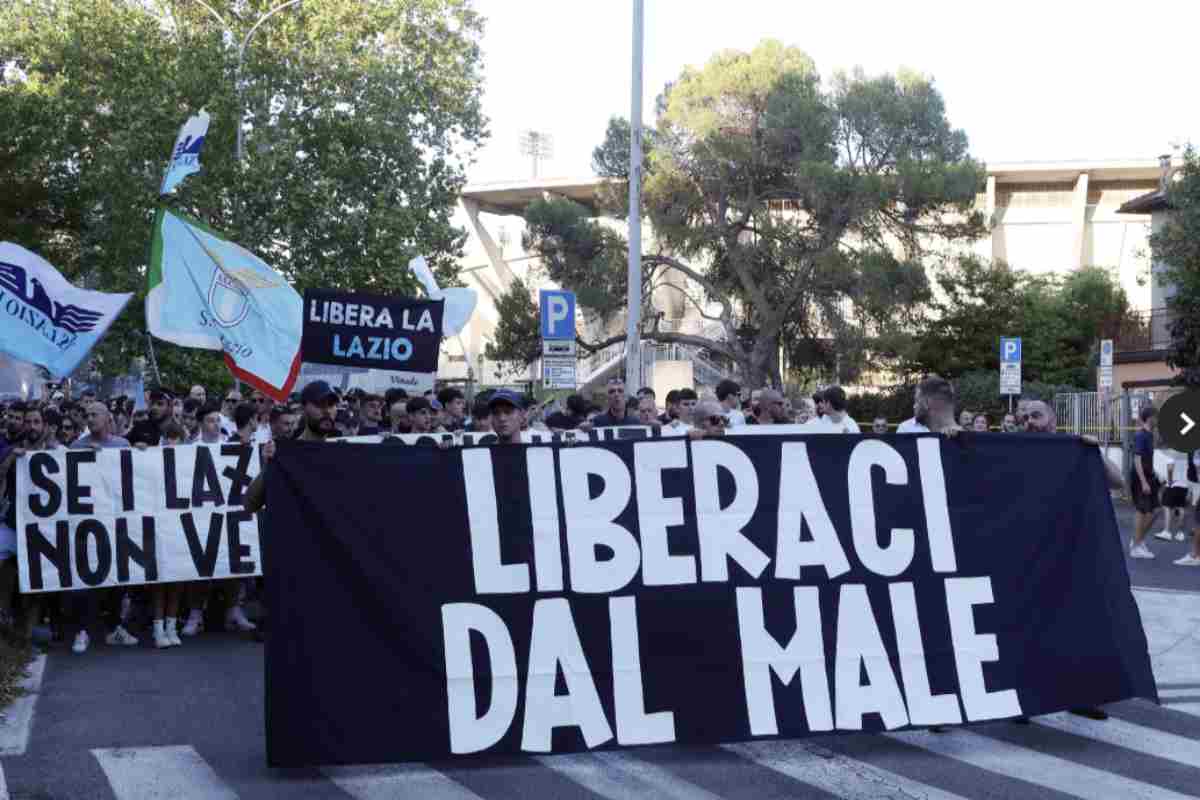 Manifestazione anti Lotito