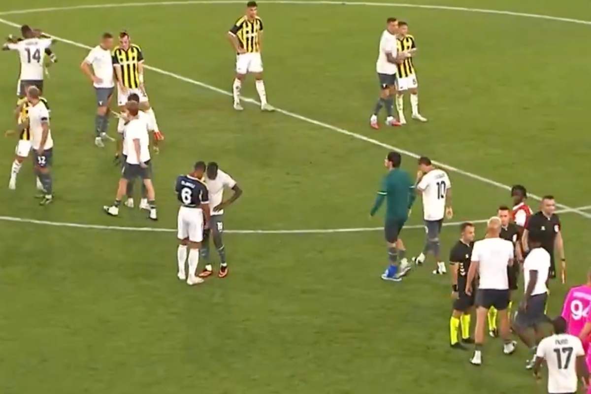 Fenerbahce-Lazio la fine dell'amichevole