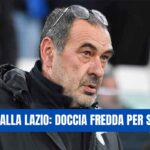 Sarri pensieroso in panchina