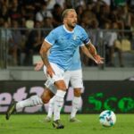 Danilo Cataldi con la fascia di capitano