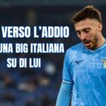 Mario Gila esce dal campo dopo una gara