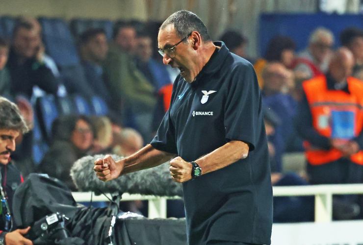 Maurizio Sarri esulta per un gol