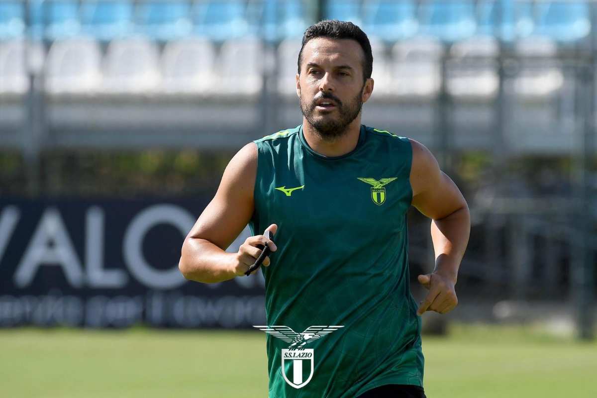 Pedro mentre si allena nel centro sportivo di Formello
