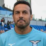 Pedro con la maglia della Lazio