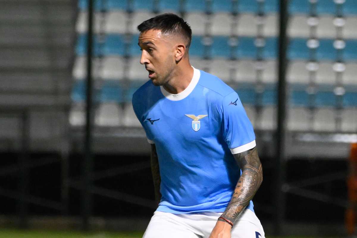 Vecino in amichevole