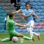 Matteo Cancellieri mentre segna al Burnley