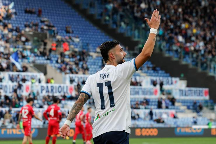 Castellanos dopo una protesta per un gol annullato