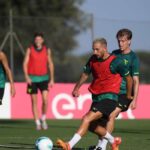 Danilo Cataldi e Nicolò Rovella mentre duellano in allenamento