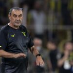 Maurizio Sarri mentre dirigeva la squadra contro i Fenerbahce