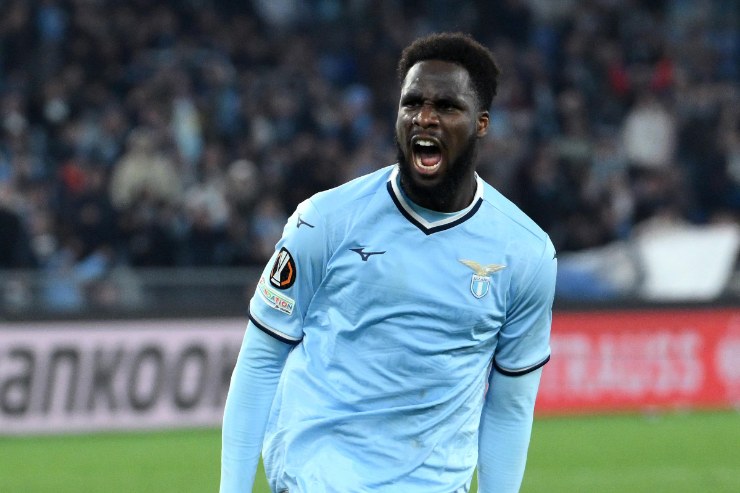 Boulaye Dia esulta dopo la rete al Napoli in campionato