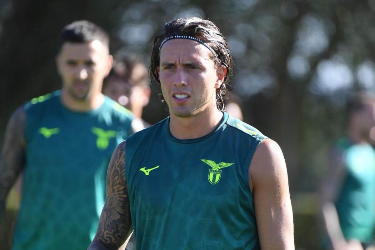 Luca Pellegrini durante l'allenamento a Formello