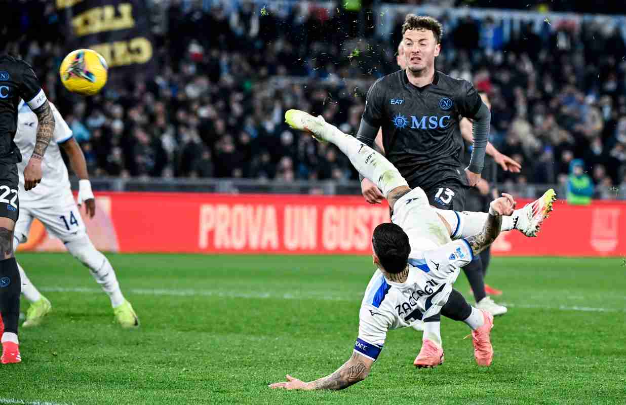 Mattia Zaccagni in un gesto pazzesco contro il Napoli