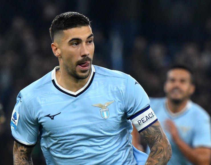 Il capitano Mattia Zaccagni durante una gara di campionato