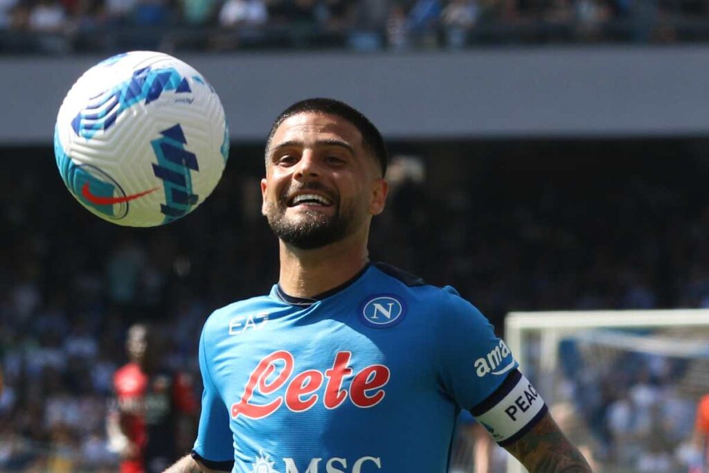 Lorenzo Insigne mentre gioca con la maglia del Napoli