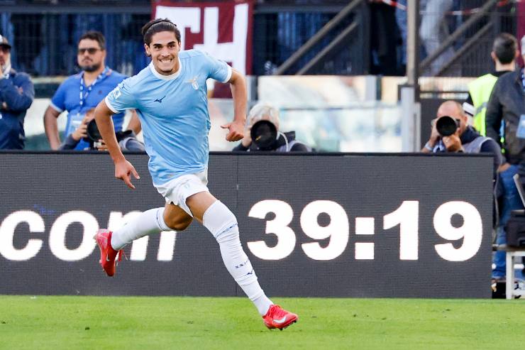 Matteo Cancellieri esplode di gioia dopo il gol