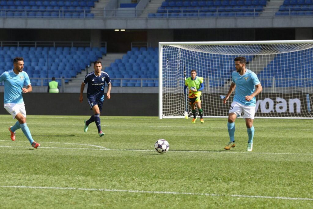 Cinque giocatori della Lazio impegnati con le Nazionali