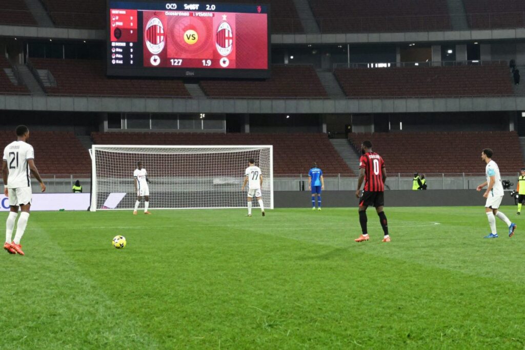Cissé segna tripletta, Milan trionfa in Europa